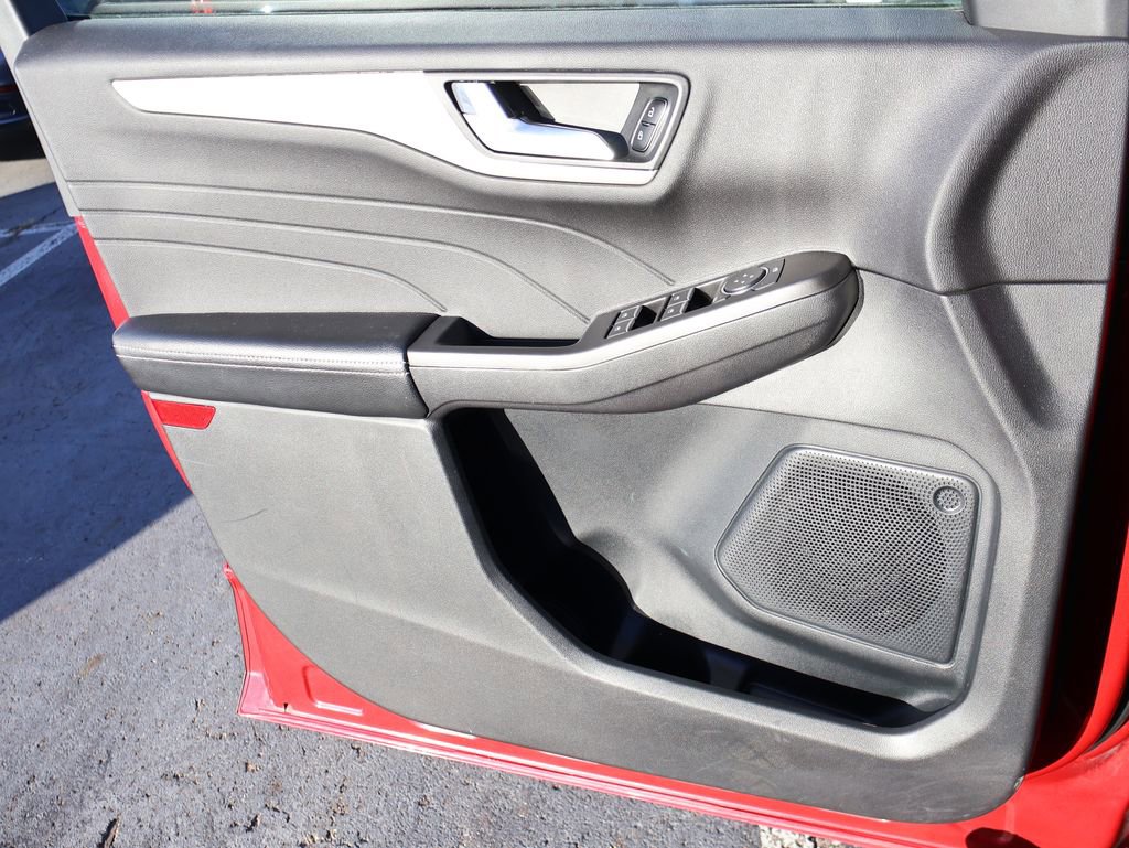 Used 2021 Ford Escape SEL image 42