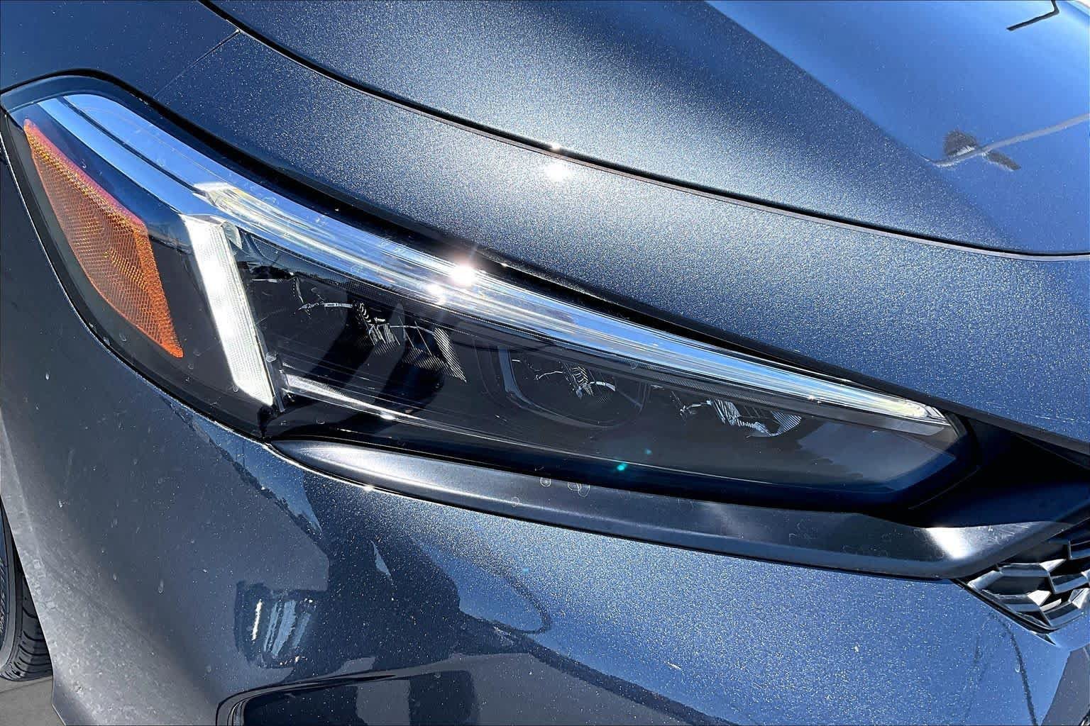 Used 2025 Honda Civic Sport image 27