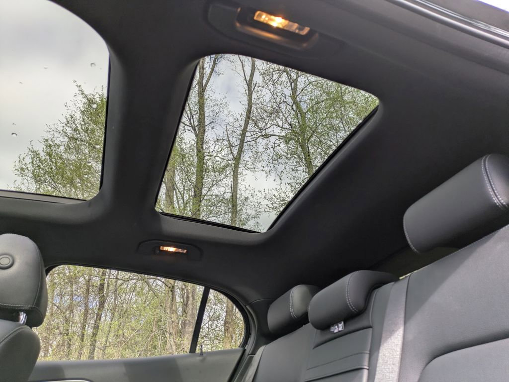 Used 2017 Mercedes-Benz GLA 250 4MATIC image 30