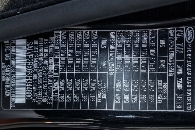 Used 2019 Land Rover Range Rover Evoque SE AWD/4WD image 30