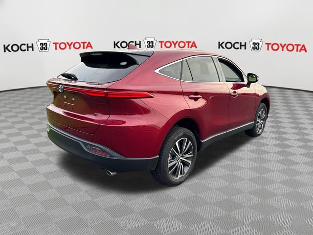 Used 2024 Toyota Venza LE AWD/4WD image 8