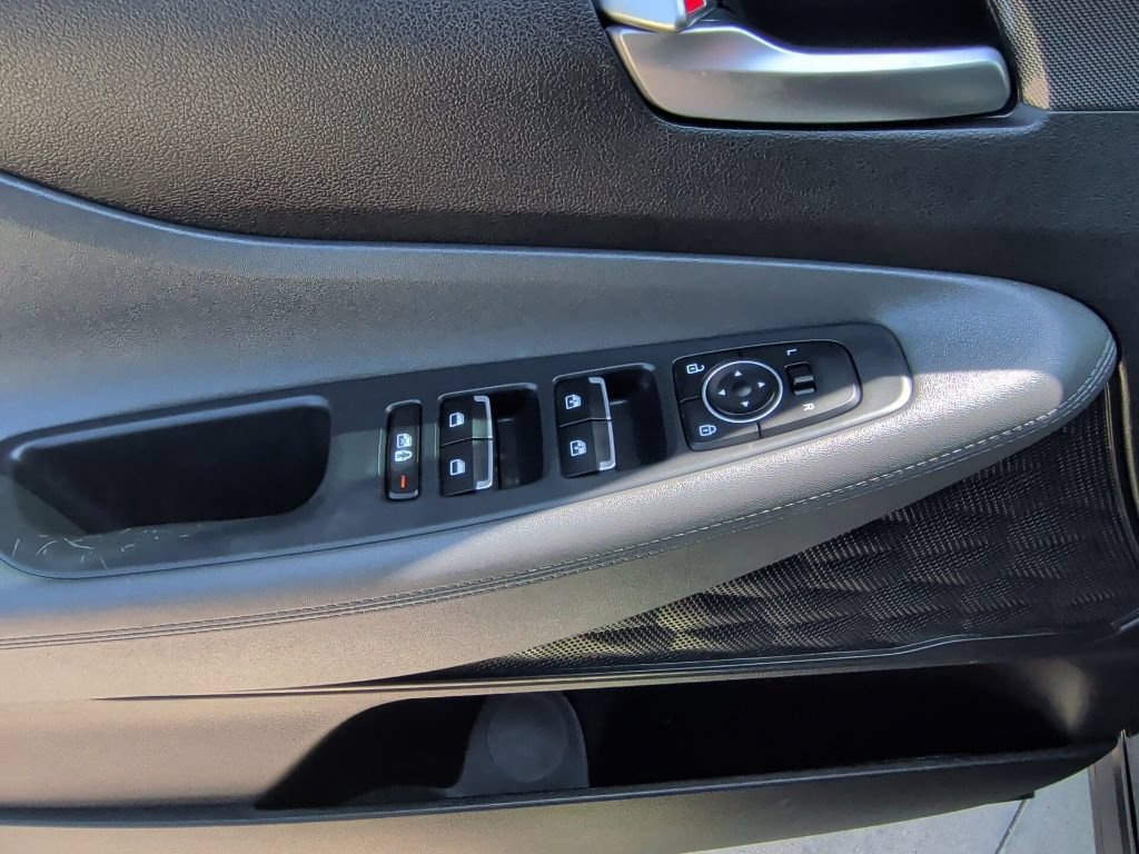 Used 2023 Hyundai Santa Fe SEL w/ Cargo Package FWD image 11