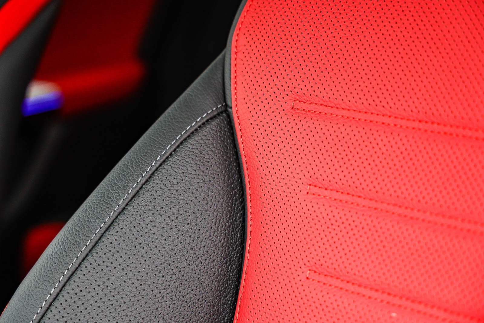 New 2026 Mercedes-Benz GLC 300 4MATIC image 26