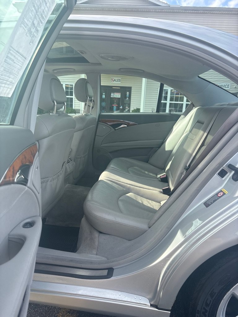 Used 2003 Mercedes-Benz E 320 Sedan image 10