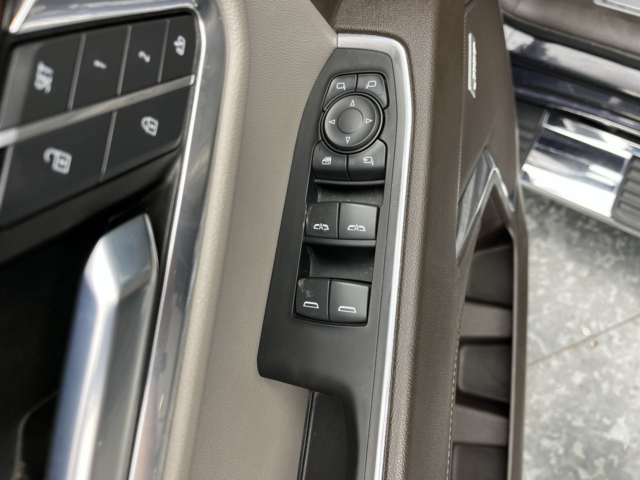 Certified 2022 GMC Sierra 1500 SLT w/ SLT Premium Plus Package AWD/4WD image 10