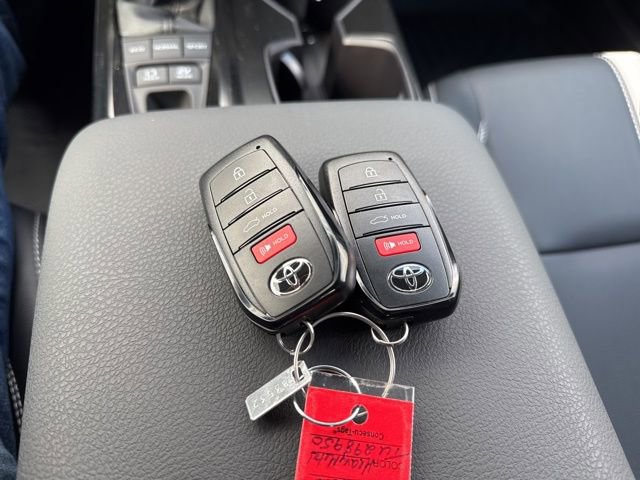 New 2026 Toyota Camry SE image 18