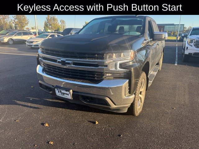 Used 2022 Chevrolet Silverado 1500 LT w/ Bed Protection Package AWD/4WD image 3