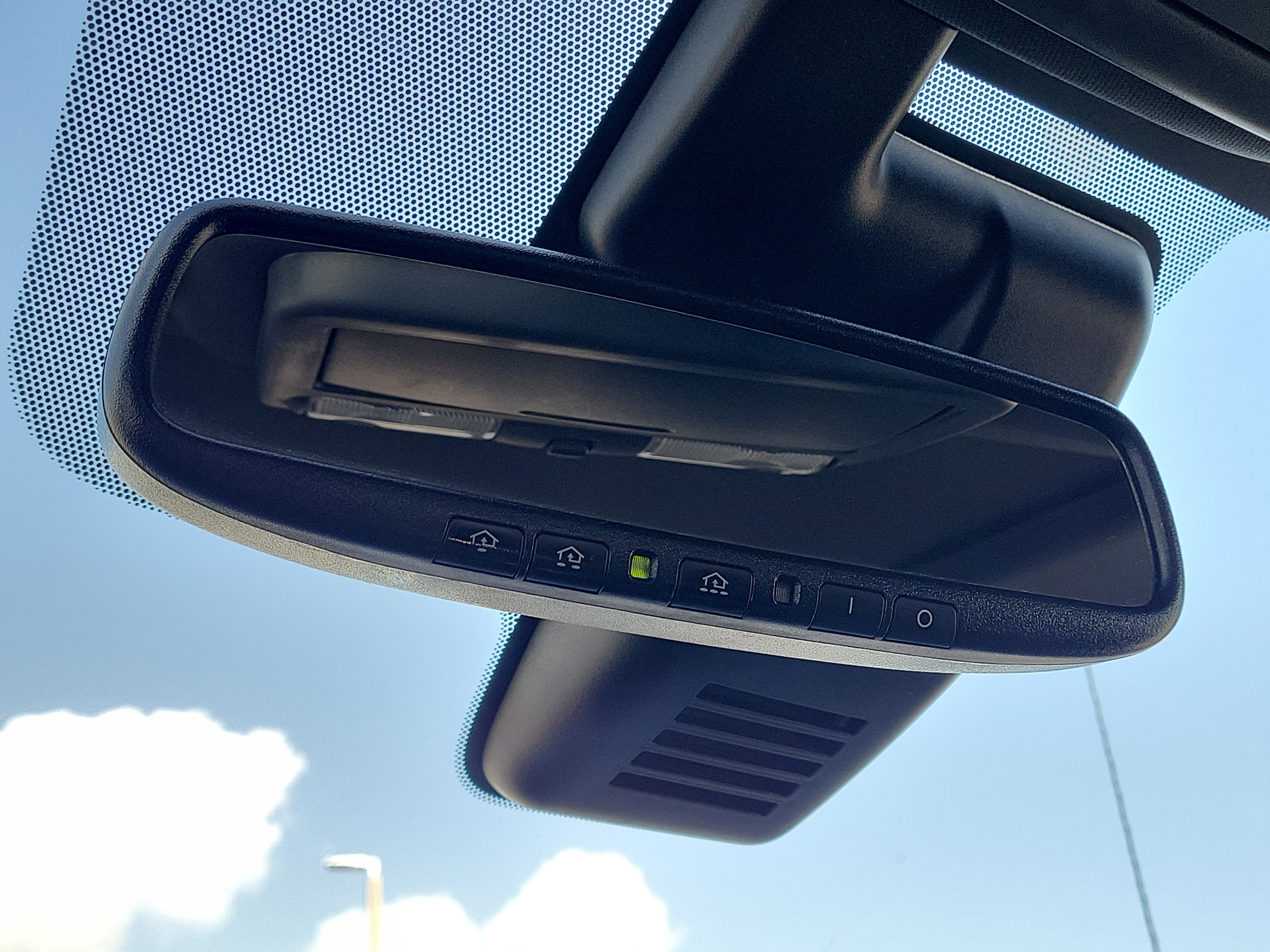 Used 2020 Nissan Titan Platinum Reserve w/ Moonroof Package image 19