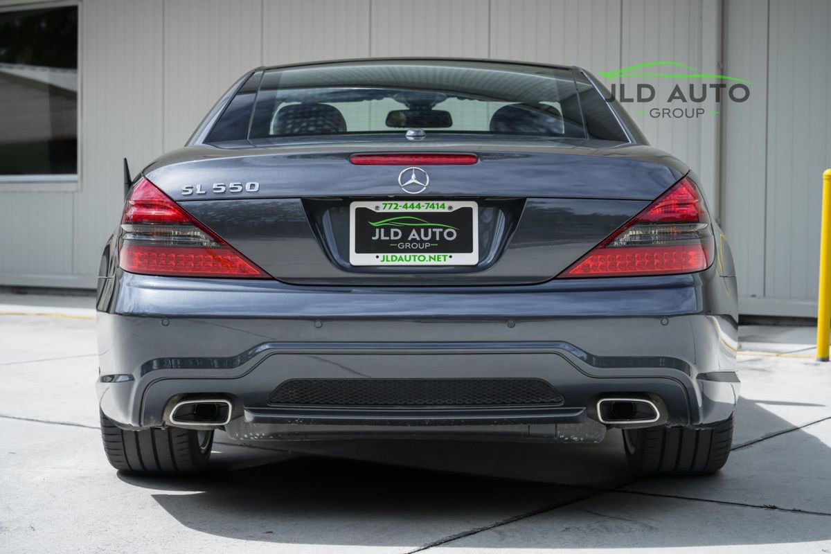 Used 2012 Mercedes-Benz SL 550 image 11