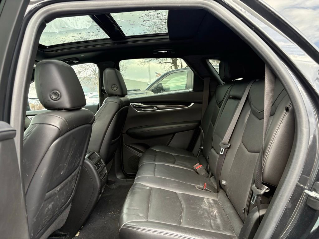 Used 2020 Cadillac XT5 Premium Luxury image 16