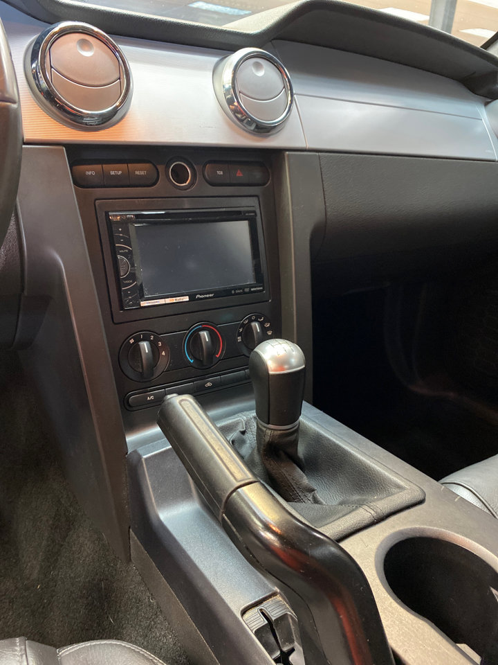 Used 2006 Ford Mustang GT RWD image 25