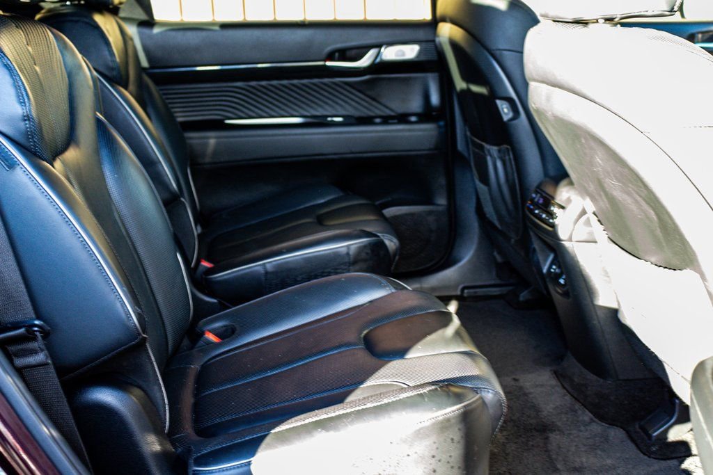 Used 2024 Hyundai Palisade Calligraphy image 28