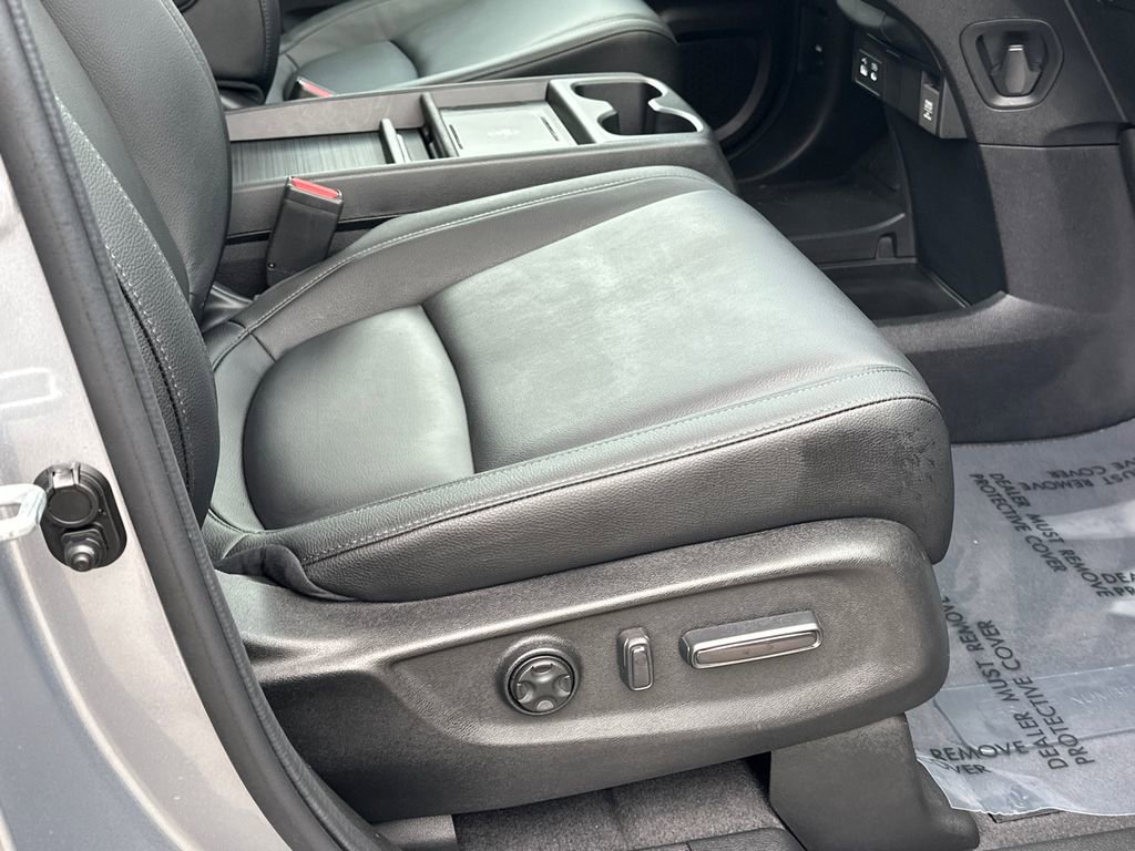 Used 2026 Honda Odyssey EX-L image 13