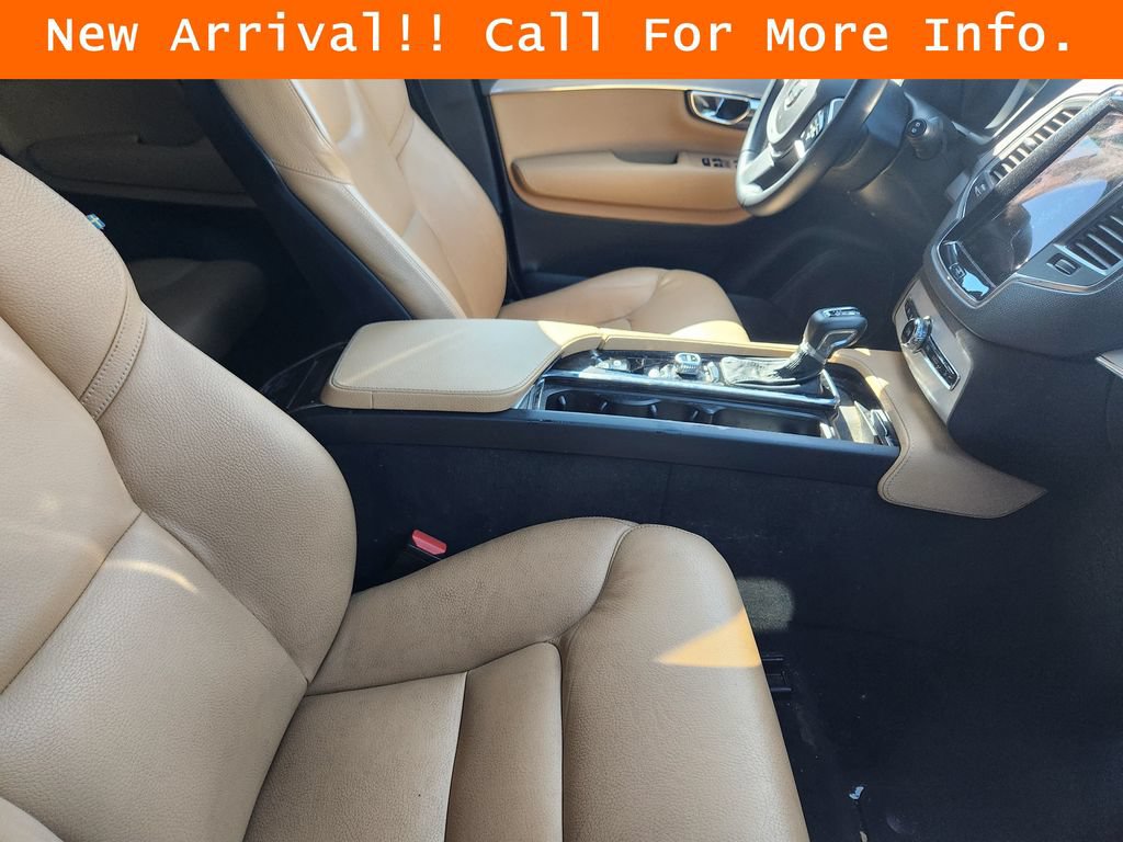 Used 2017 Volvo XC90 T6 Momentum w/ Vision Package AWD/4WD image 10