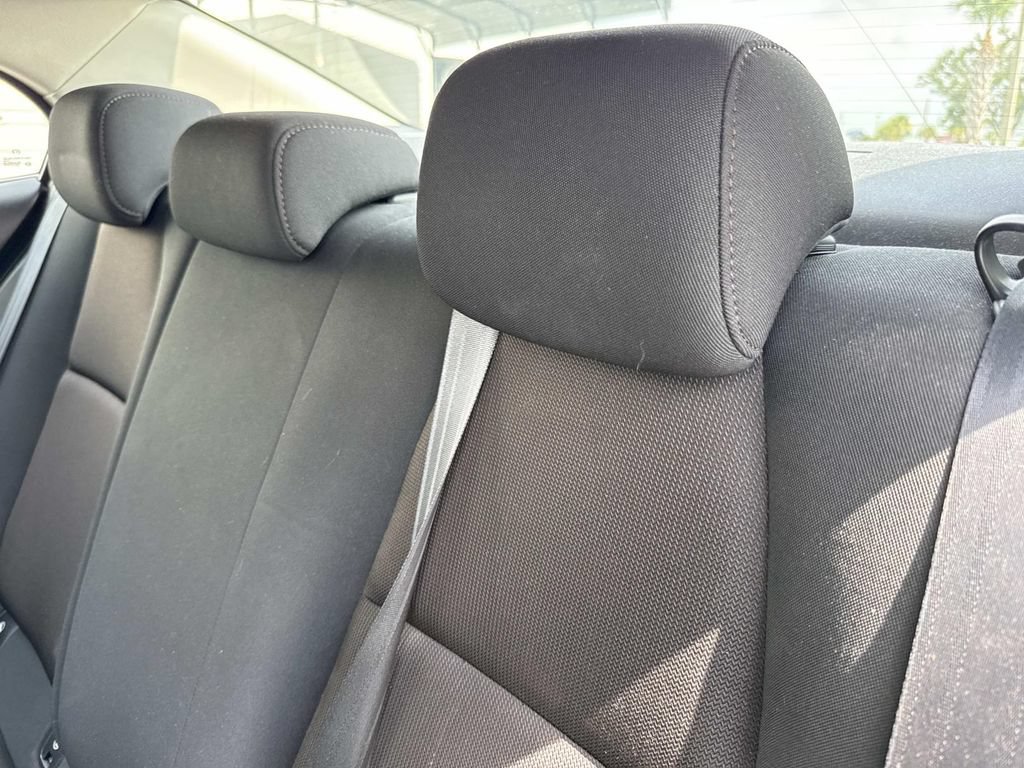 Used 2021 MAZDA MAZDA3 s FWD image 14