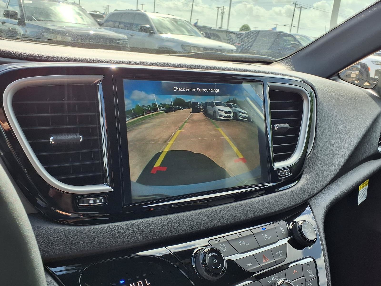 New 2027 Chrysler Pacifica LX FWD image 13