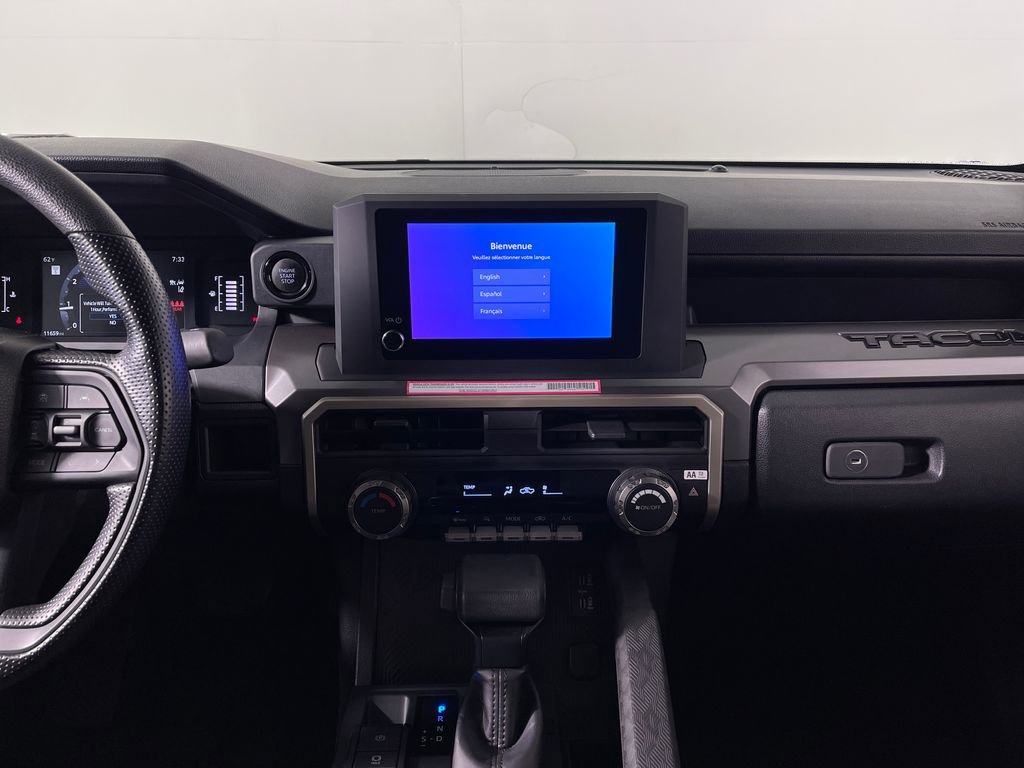 Certified 2024 Toyota Tacoma SR5 AWD/4WD image 15