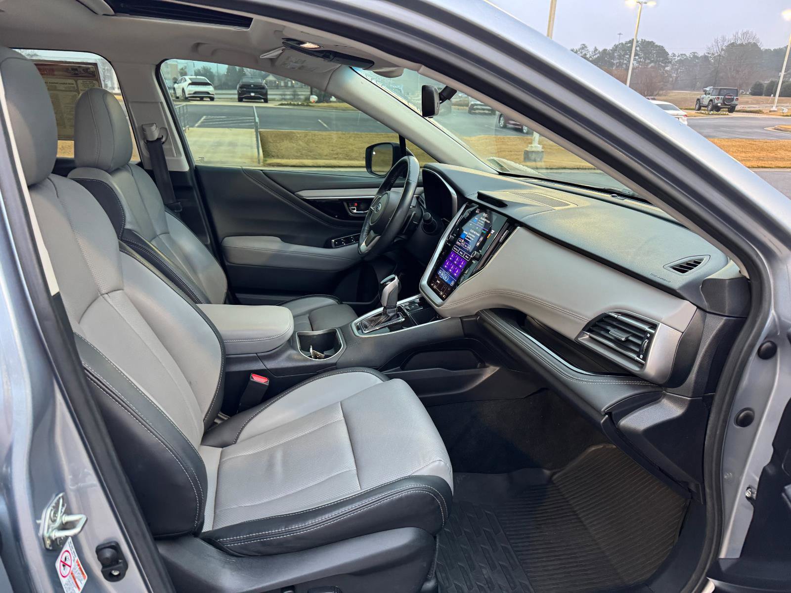 Used 2020 Subaru Outback Limited w/ Popular Package #2 image 7