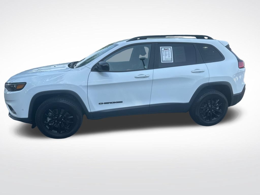 Used 2023 Jeep Cherokee Altitude Lux AWD/4WD image 7