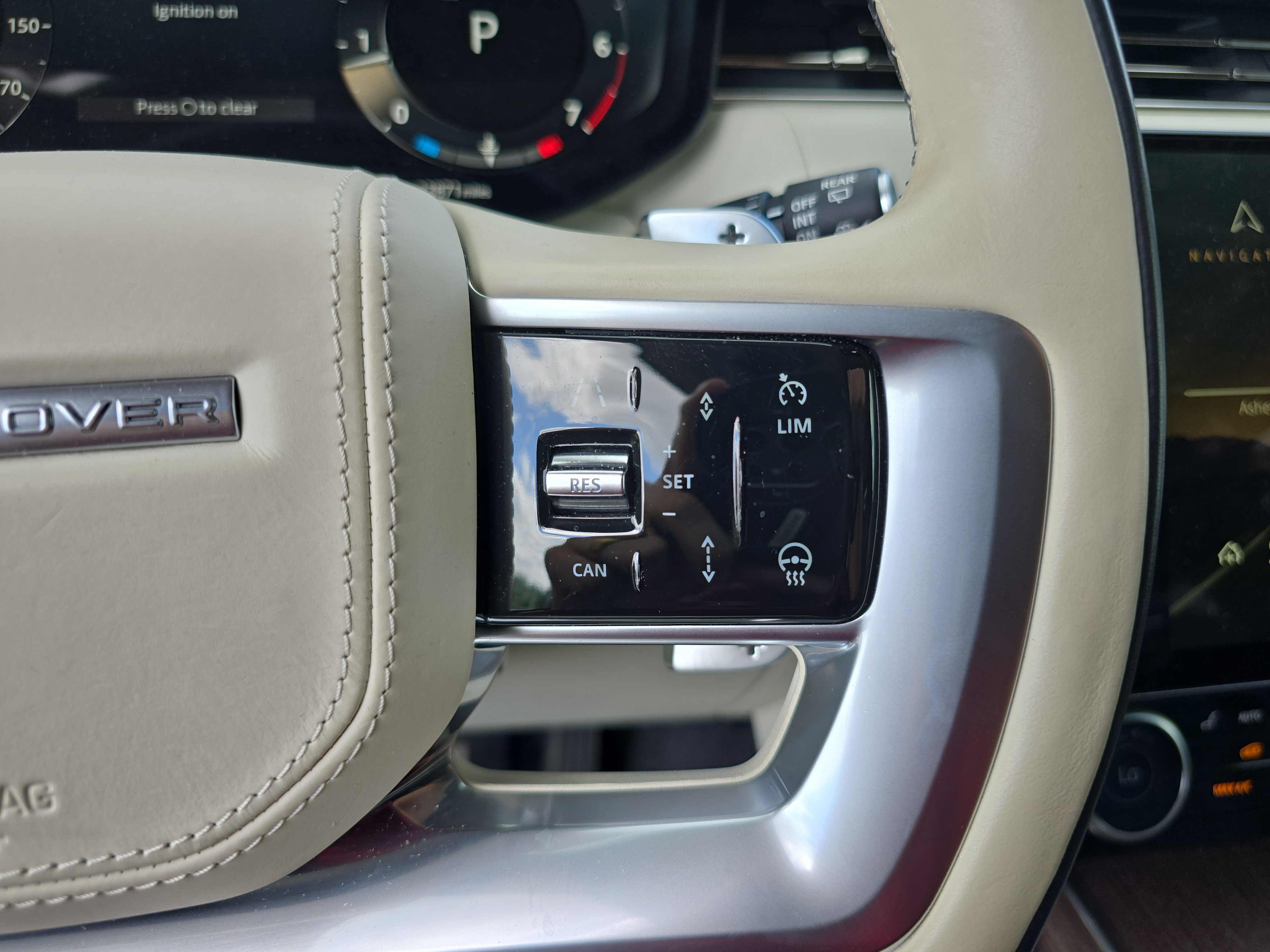 Certified 2023 Land Rover Range Rover Autobiography AWD/4WD image 29
