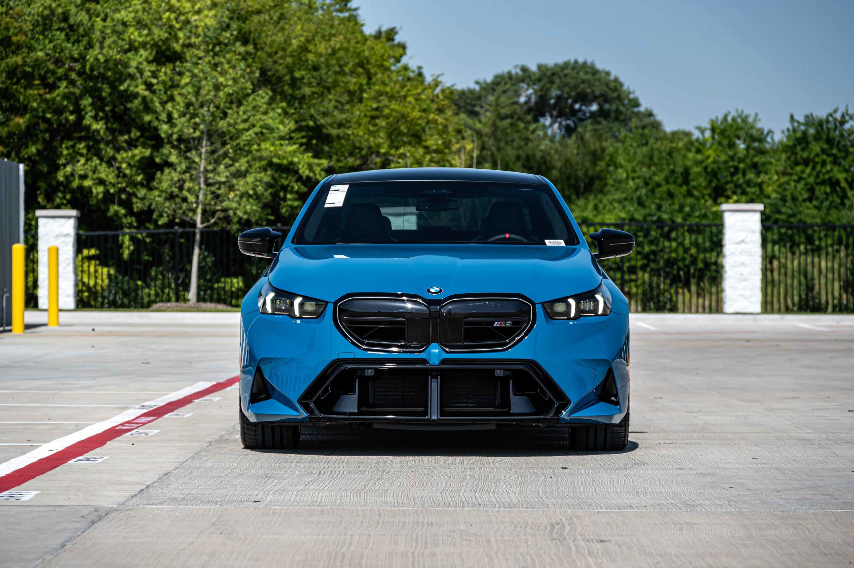 New 2027 BMW M5 w/ Executive Package AWD/4WD image 2