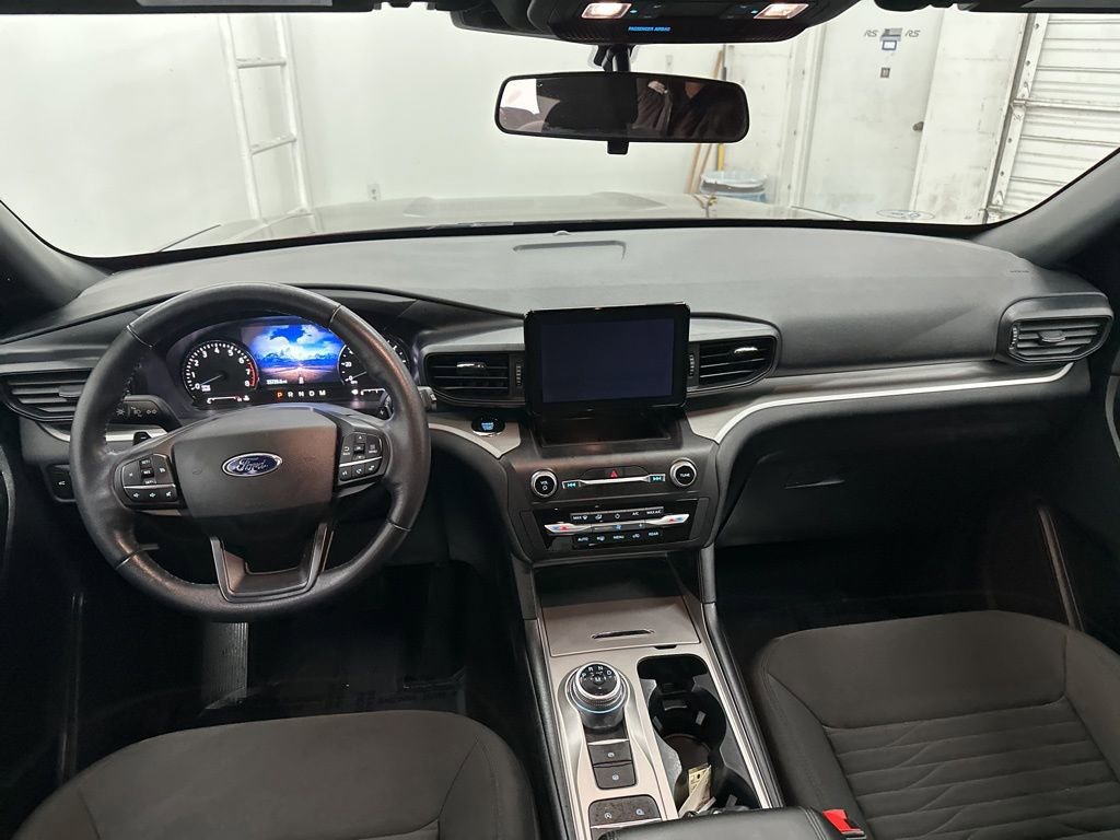 Used 2020 Ford Explorer XLT image 22