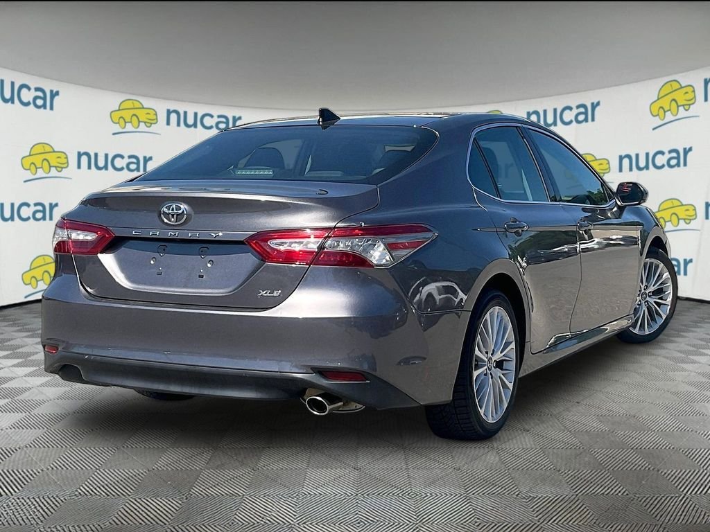 Used 2019 Toyota Camry XLE FWD image 6