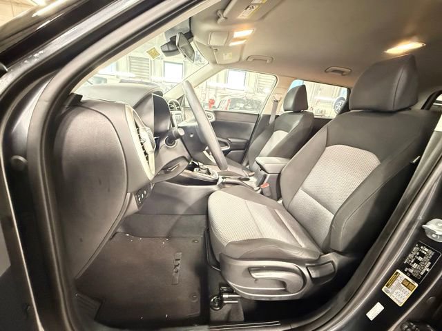 Certified 2023 Kia Soul LX w/ LX Technology Package image 9