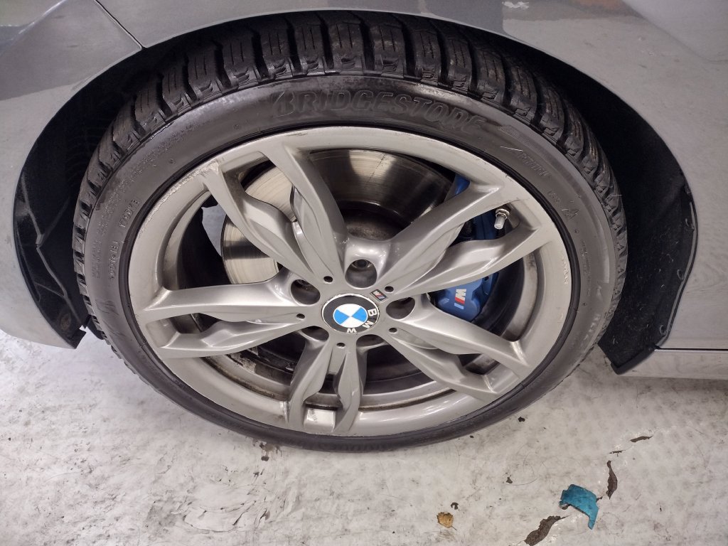 Used 2015 BMW M235i xDrive Coupe AWD/4WD image 5