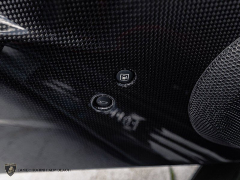 Used 2015 Ferrari 458 Speciale Coupe image 27