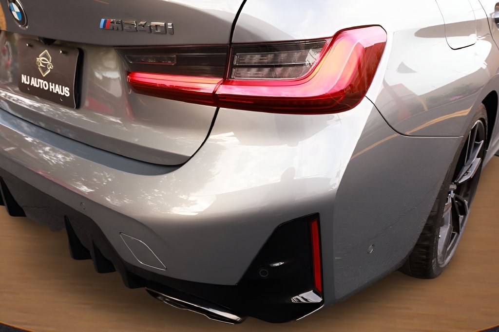 Used 2024 BMW M340i w/ Premium Package RWD image 10