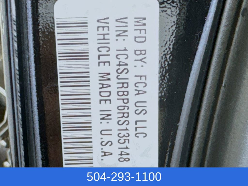 Used 2024 Jeep Wagoneer L Series II RWD image 36