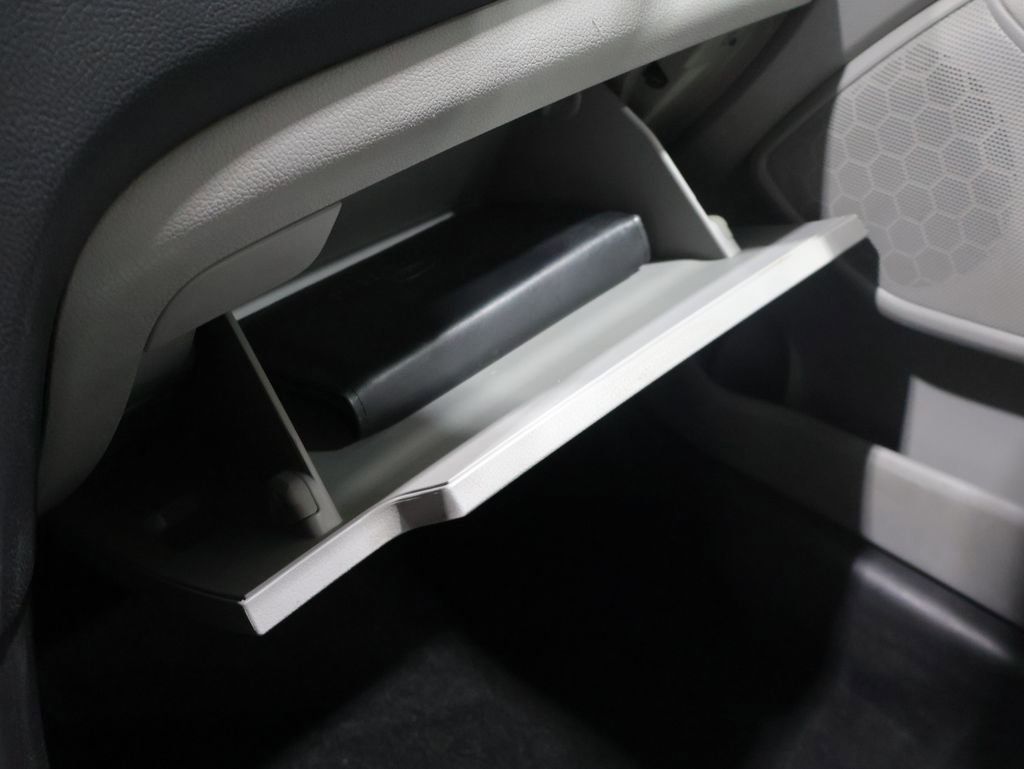 New 2026 Jeep Grand Cherokee L Limited image 27