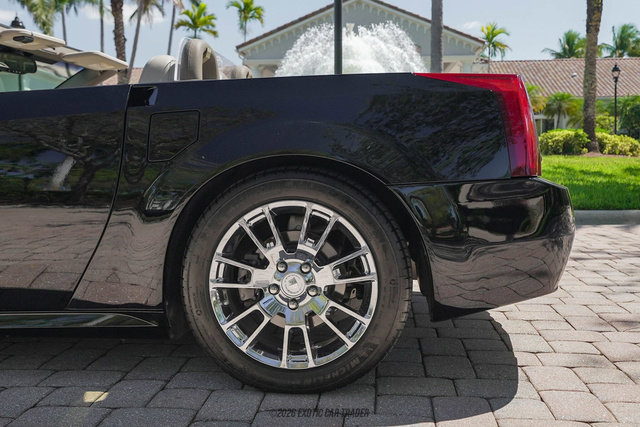 Used 2004 Cadillac XLR image 5