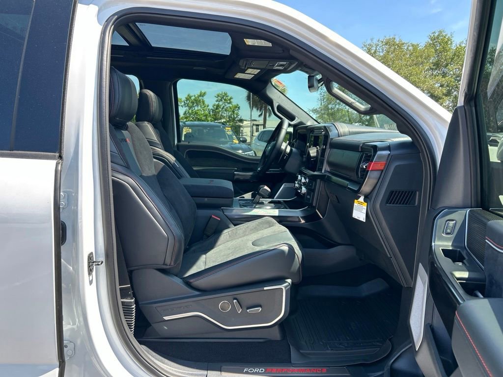 Used 2026 Ford F150 Raptor AWD/4WD image 40