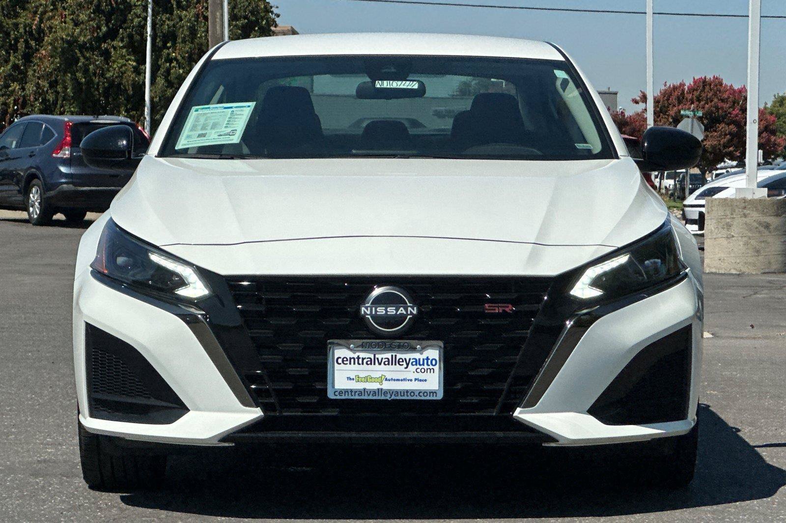 Certified 2024 Nissan Altima 2.5 SR FWD image 9