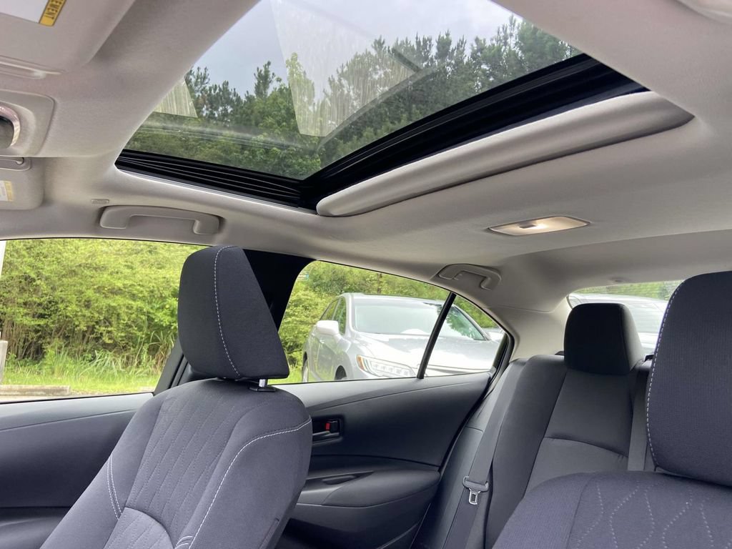 Used 2023 Toyota Corolla LE w/ LE Premium Package FWD image 18