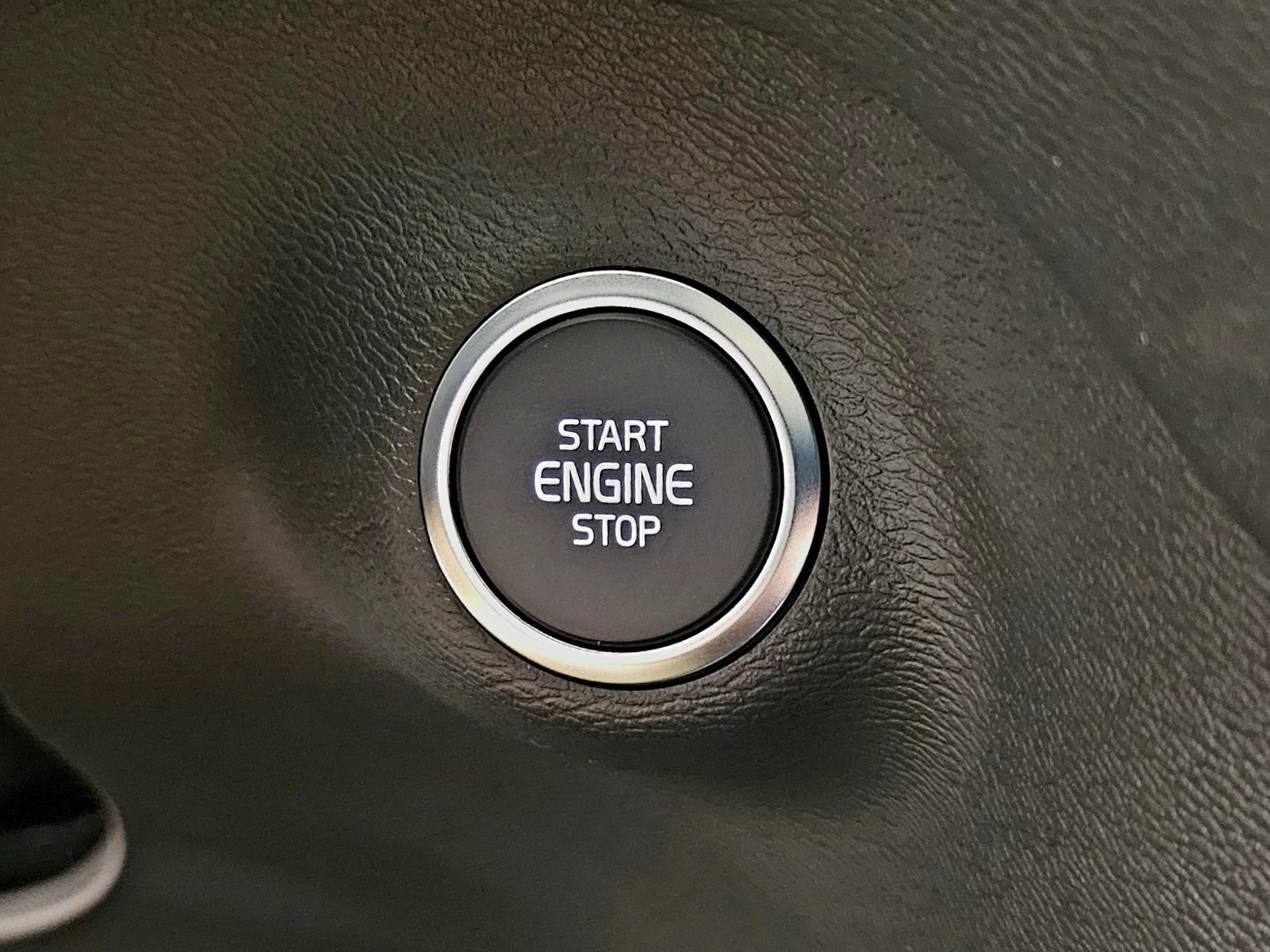 New 2026 Volvo XC40 B5 Ultra w/ Climate Package AWD/4WD image 35