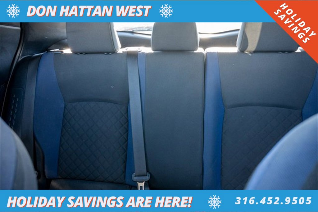 Used 2021 Toyota C-HR XLE image 17