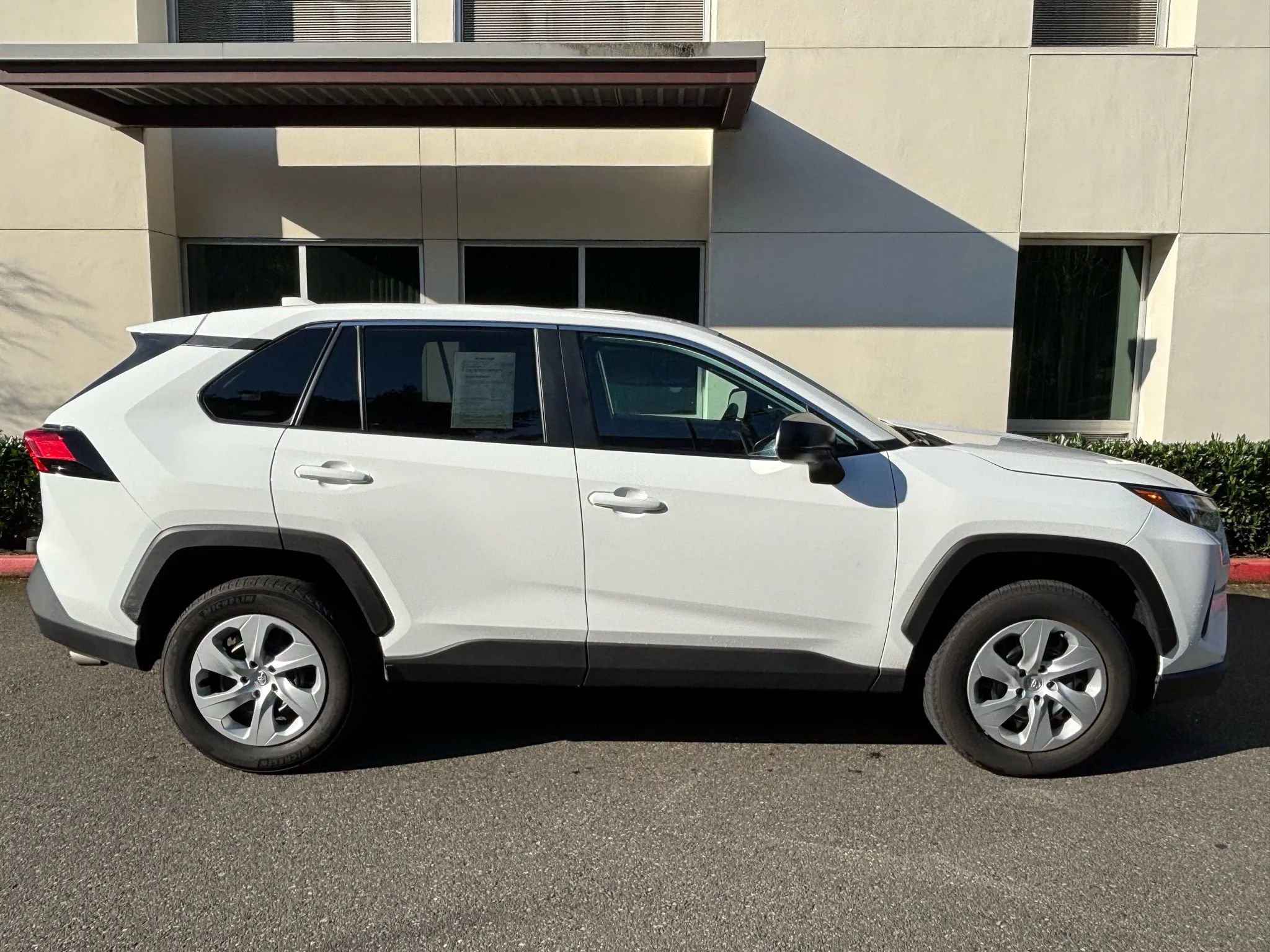 Used 2025 Toyota RAV4 LE image 2