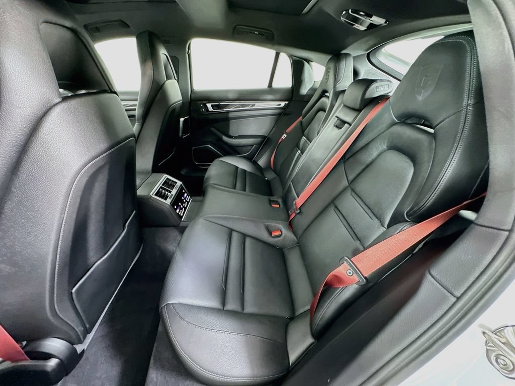 Certified 2023 Porsche Panamera Platinum Edition RWD image 24