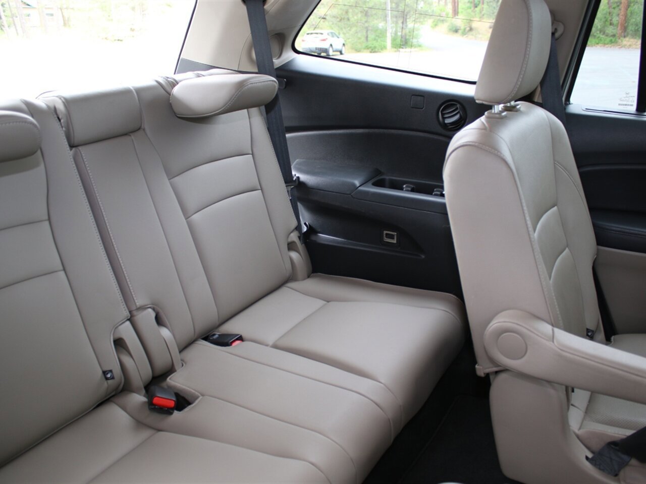 Used 2018 Honda Pilot Elite image 33