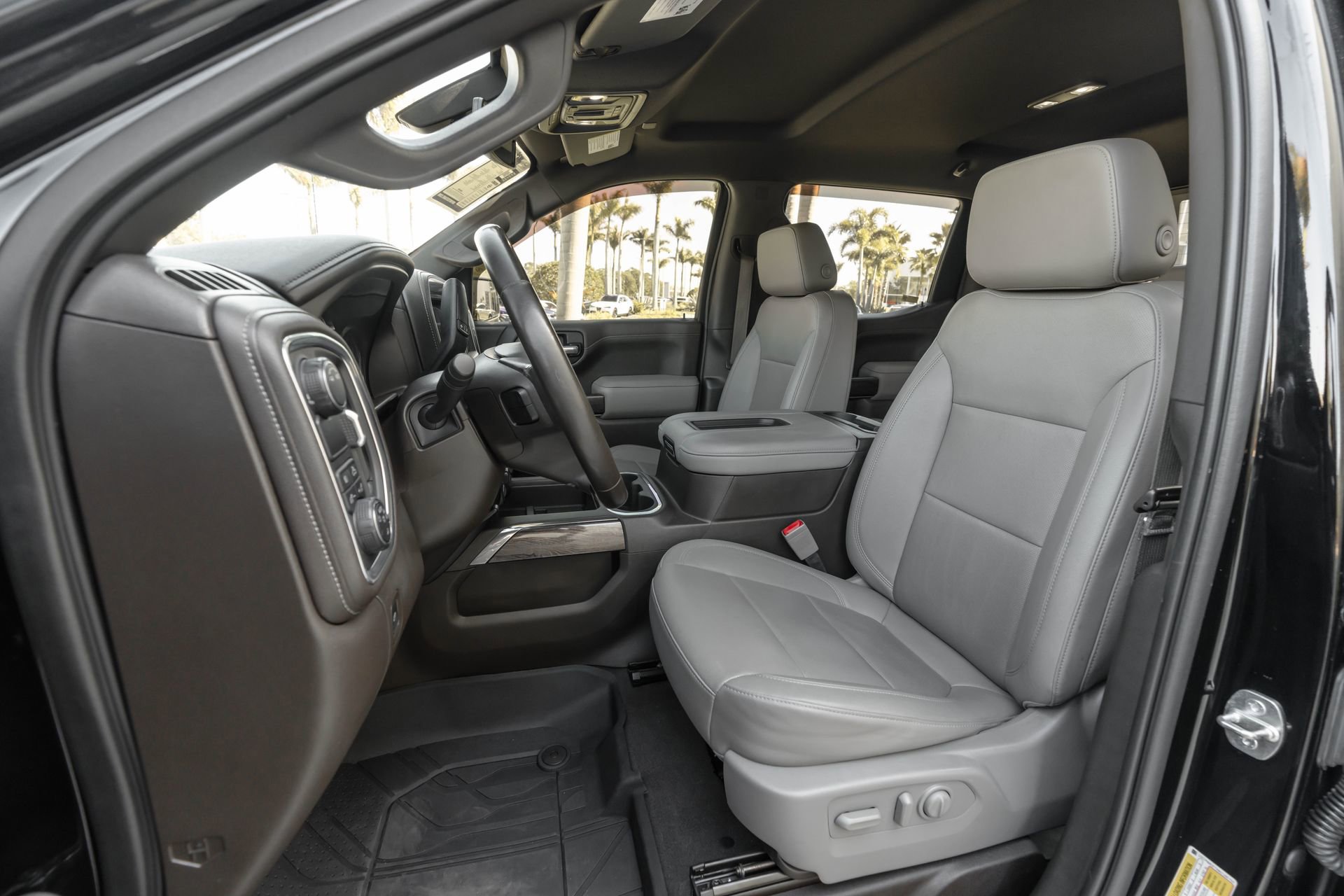 Used 2021 Chevrolet Silverado 1500 LTZ image 8