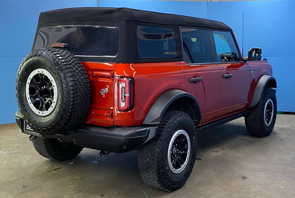 Used 2023 Ford Bronco Badlands AWD/4WD image 11
