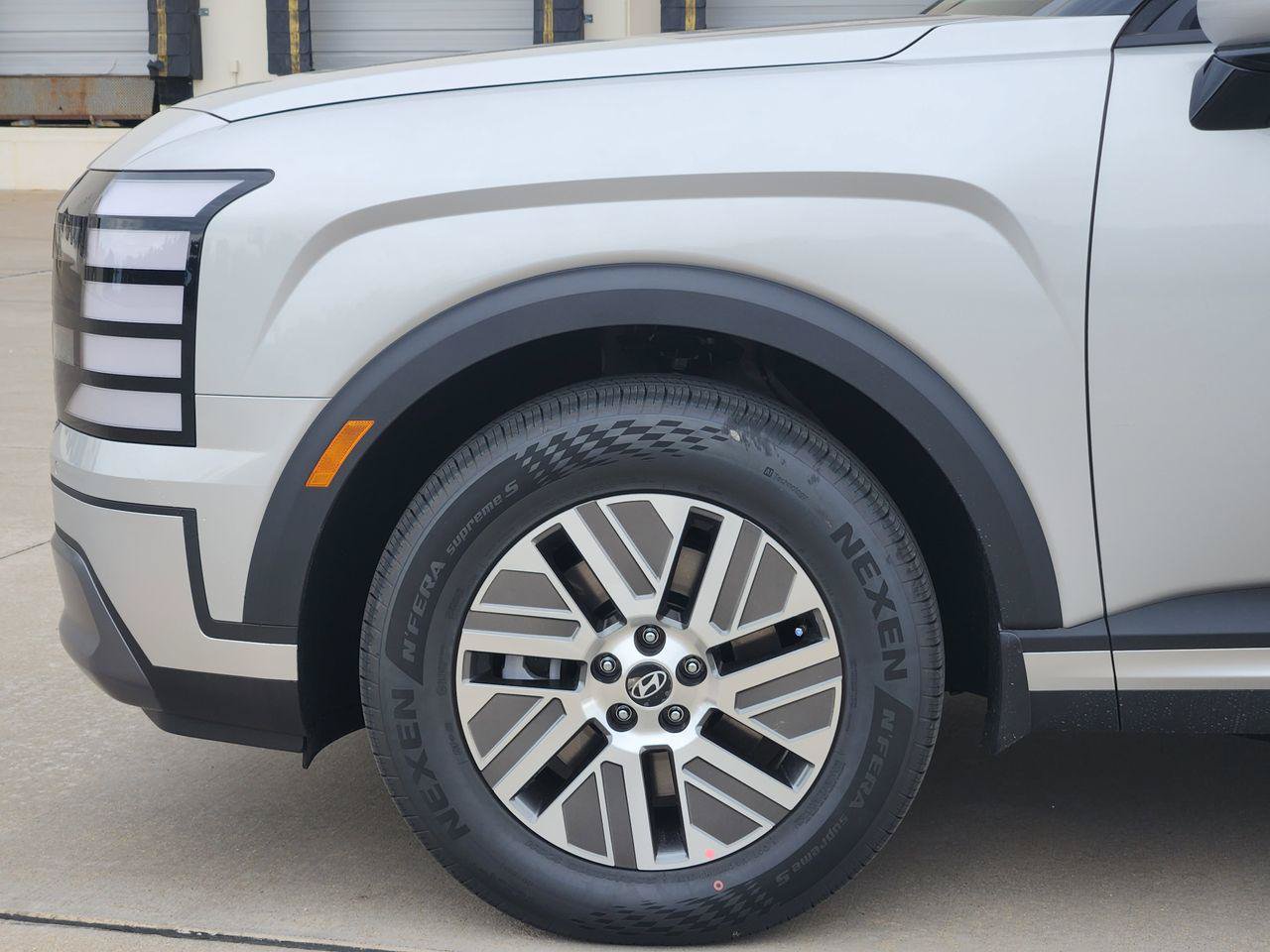 New 2026 Hyundai Palisade FWD Hybrid image 7