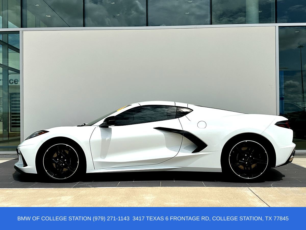 Used 2022 Chevrolet Corvette Stingray Coupe RWD image 8