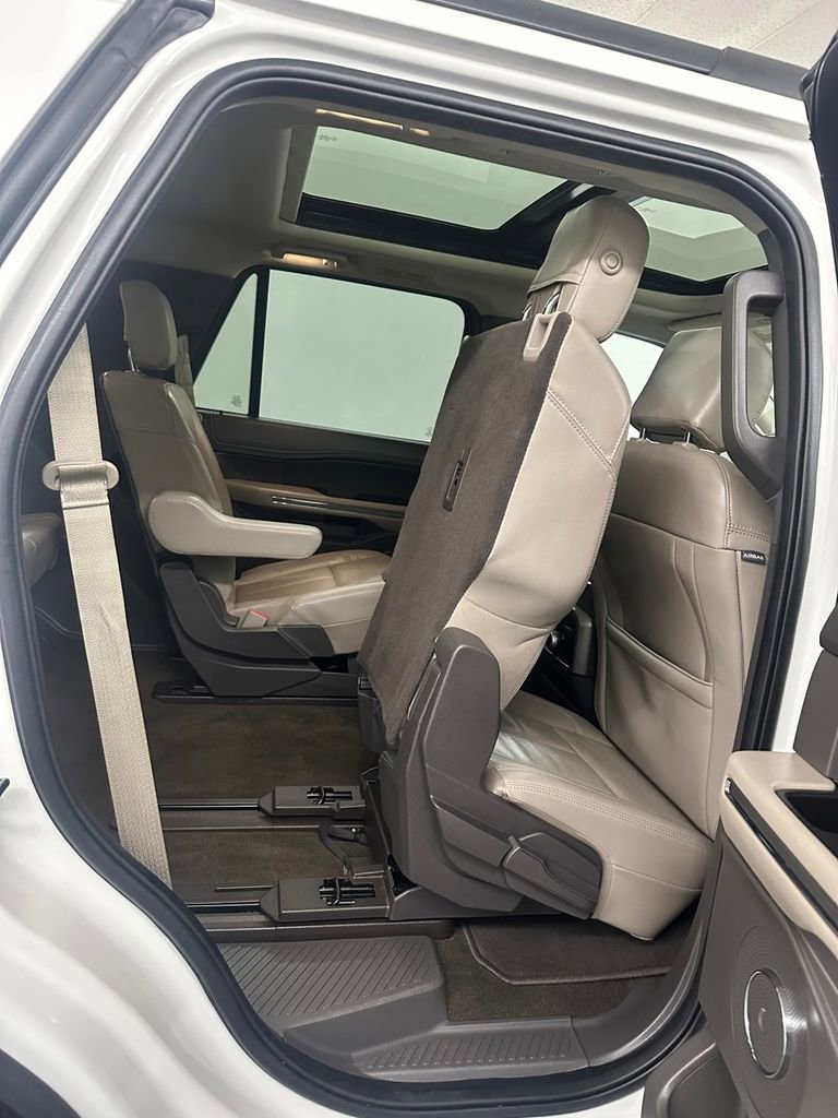Used 2020 Ford Expedition XLT w/ Equipment Group 202A image 38