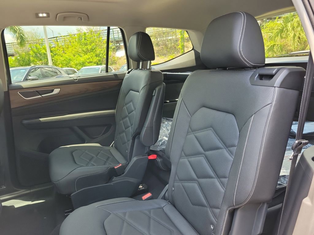 New 2026 Volkswagen Atlas SE FWD image 8