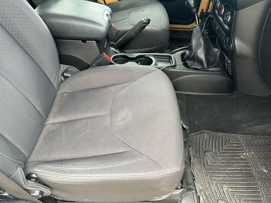 Used 2014 Jeep Wrangler Sport image 13