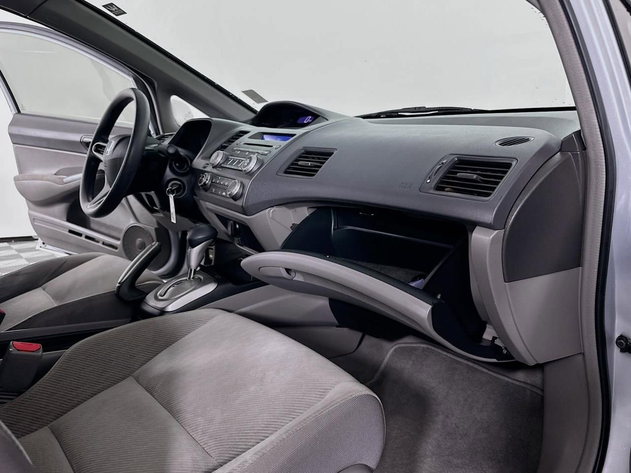 Used 2010 Honda Civic LX image 33